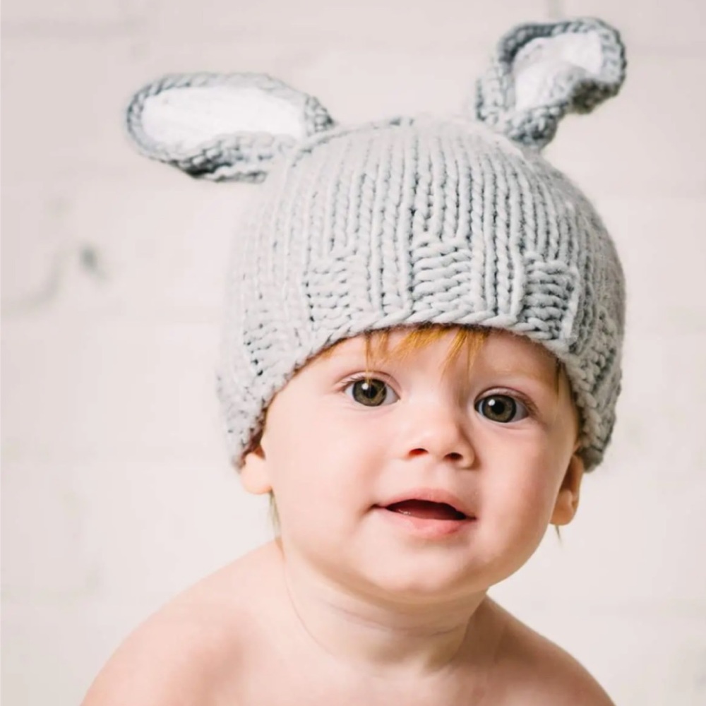 Bailey‎ Bunny Grey White Hand Knit Baby Hat 3/12 Months $32